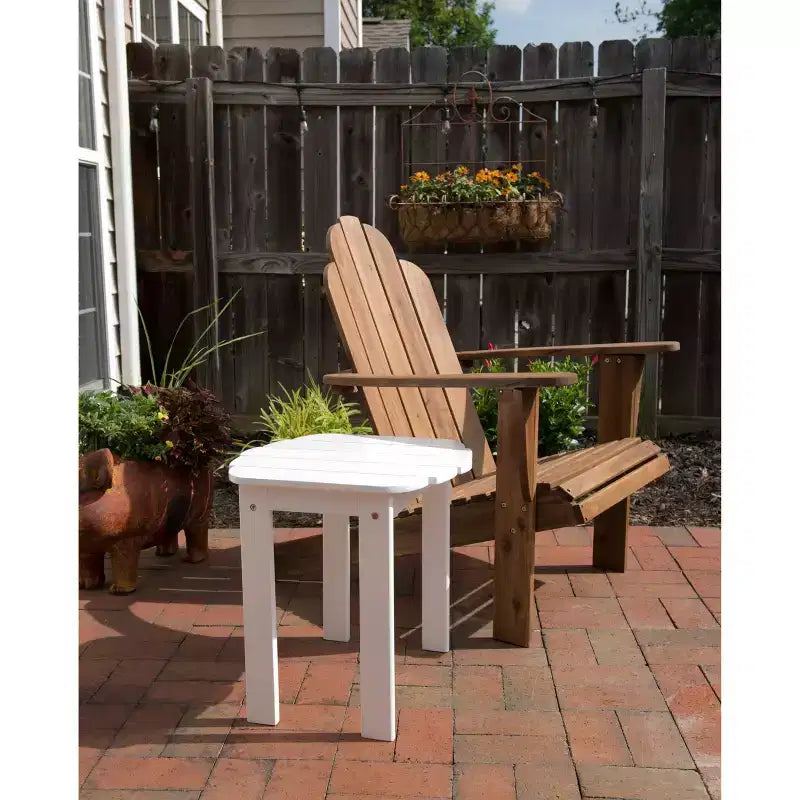 Tavolino d'appoggio ovale Adirondack Linon in legno di acacia per esterni, bianco
