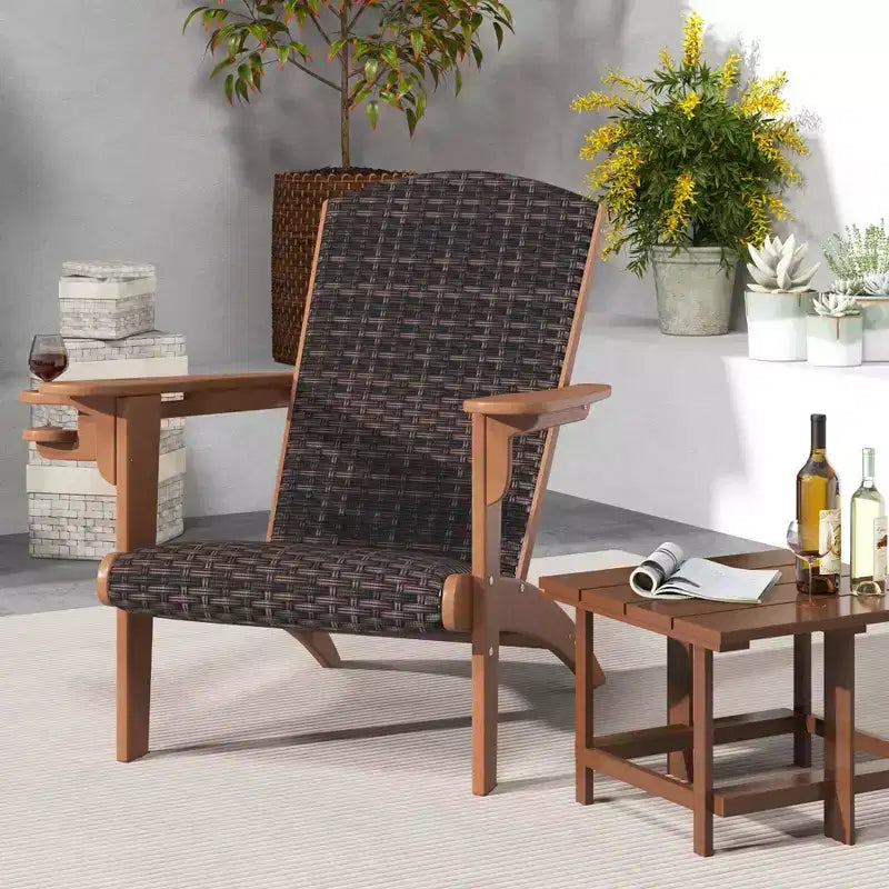 Fauteuil de jardin Adirondack Costway avec assise rembourrée en rotin, accoudoirs larges et porte-gobelet caché Noir/Marron/Gris/Blanc