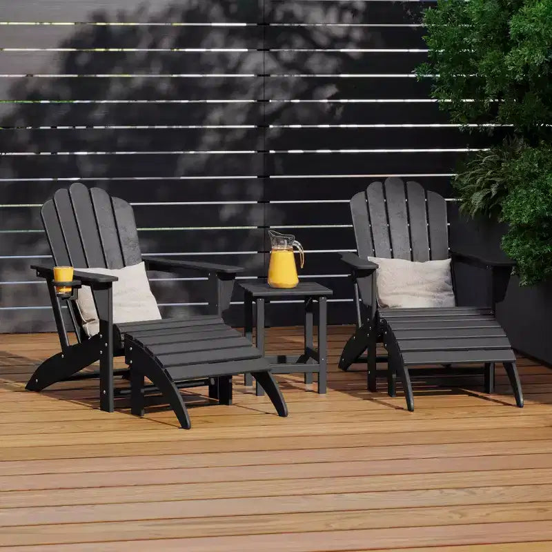 Ensemble de 5 pièces WestinTrends Highland comprenant 2 chaises Adirondack, 2 poufs pliables et 1 table