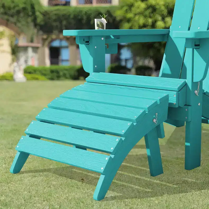 Set da conversazione per esterno a 5 pezzi con 2 pouf pieghevoli, tavolino d'appoggio a due livelli e 2 sedie Adirondack da giardino in plastica regolabili