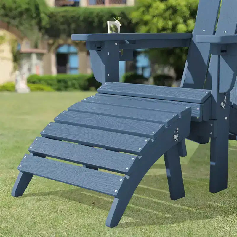 Set da conversazione per esterno a 5 pezzi con 2 pouf pieghevoli, tavolino d'appoggio a due livelli e 2 sedie Adirondack da giardino in plastica regolabili