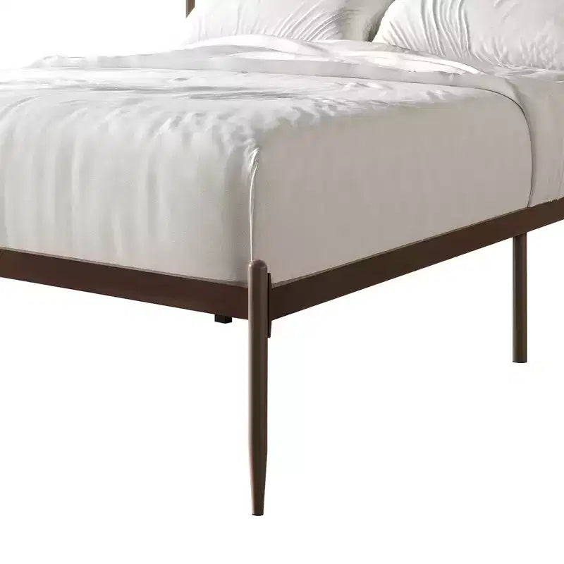 Letto a piattaforma in metallo