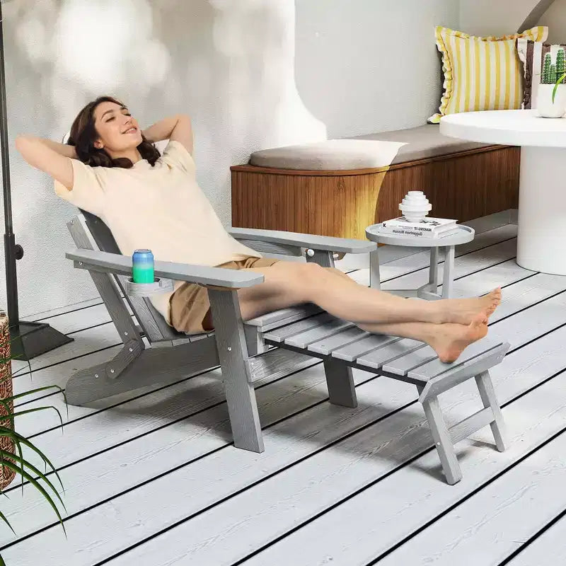 Chaise Adirondack Costway pour terrasse, en HIPS résistant aux intempéries, avec repose-pieds rétractable, Noir/Marron/Gris/Bleu marine
