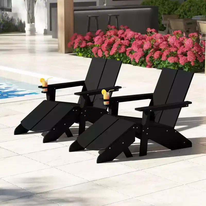 WestinTrends Riviera Set da 4 Pezzi per Esterno in HDPE con Sedie Adirondack Moderne, Poggiapiedi Pieghevoli da Patio e Portabicchieri
