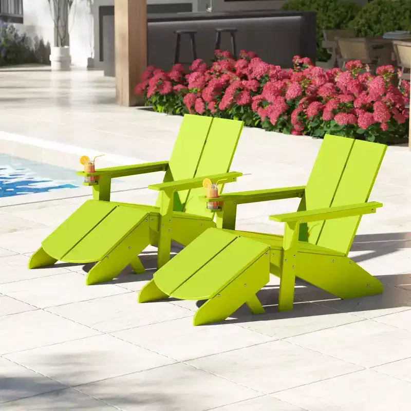 WestinTrends Riviera Set da 4 Pezzi per Esterno in HDPE con Sedie Adirondack Moderne, Poggiapiedi Pieghevoli da Patio e Portabicchieri