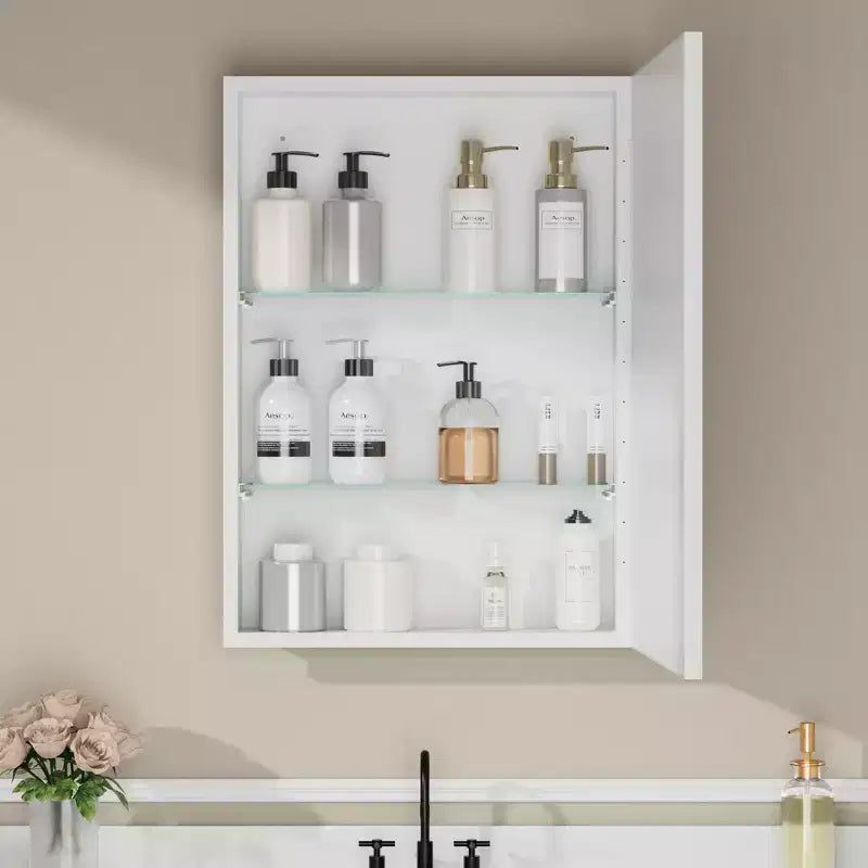 Armadietto a specchio per il bagno da incasso o da superficie, con ripiani regolabili in vetro temperato e anta reversibile