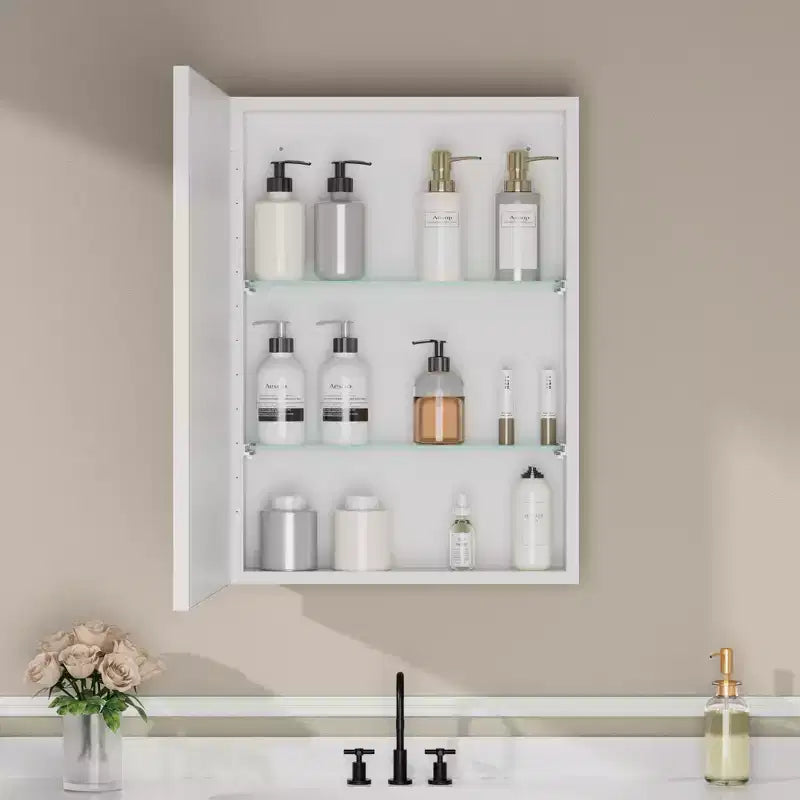Armadietto a specchio per il bagno da incasso o da superficie, con ripiani regolabili in vetro temperato e anta reversibile