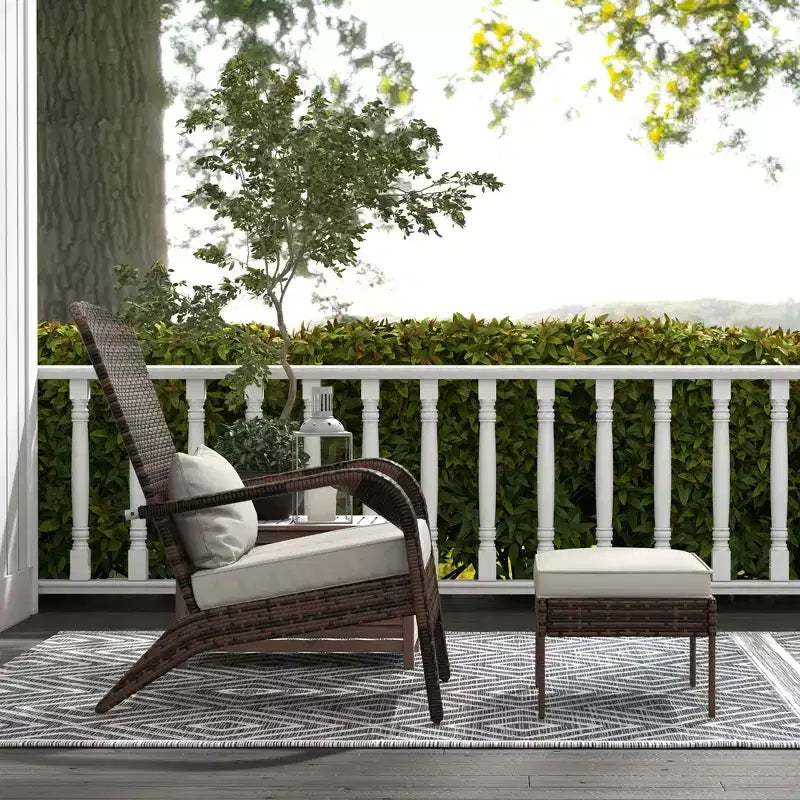 Sedia Adirondack in vimini per braciere con pouf e cuscini
