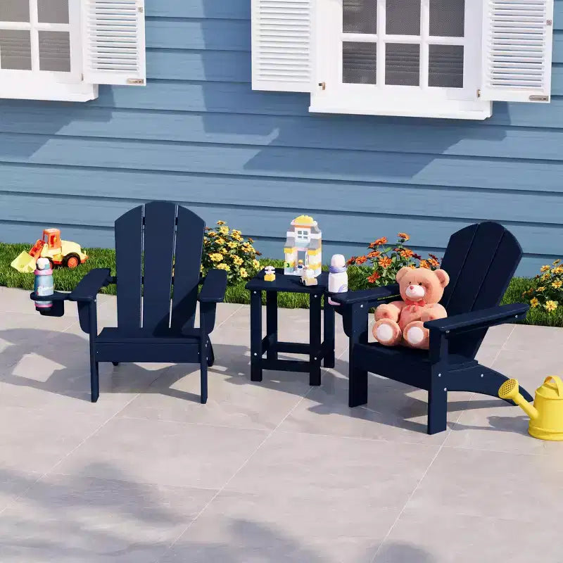 Ensemble de 3 chaises Adirondack WestinTrends Malibu en PEHD pour enfants avec table d'appoint carrée et porte-gobelets