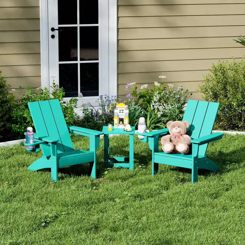 Ensemble de 3 chaises Adirondack modernes WestinTrends Ashore en PEHD pour enfants avec table d'appoint carrée et porte-gobelets