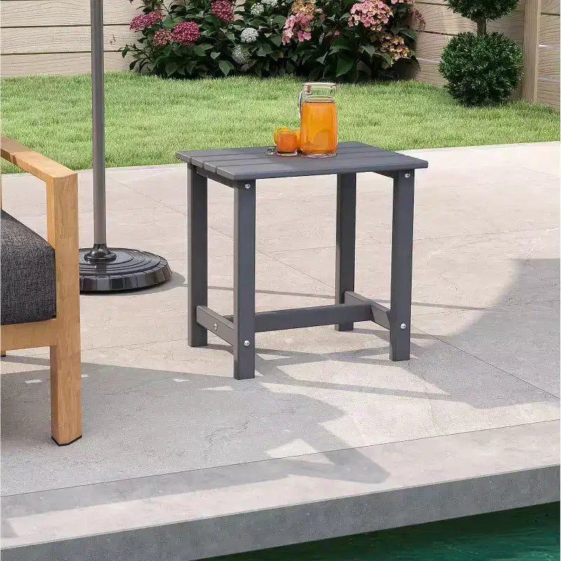 Tavolino da esterno Tree City, tavolino laterale da 18 pollici in HDPE resistente alle intemperie per sedia Adirondack, tavolino resistente per portico, cortile e giardino