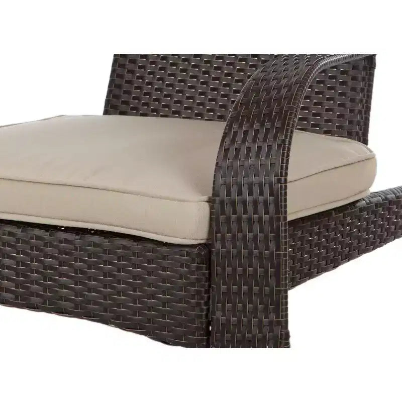 Poltrona lounge in vimini Coconino Balkene Home, cuscino beige per tutte le stagioni, leggera e resistente in stile Adirondack, finitura moka