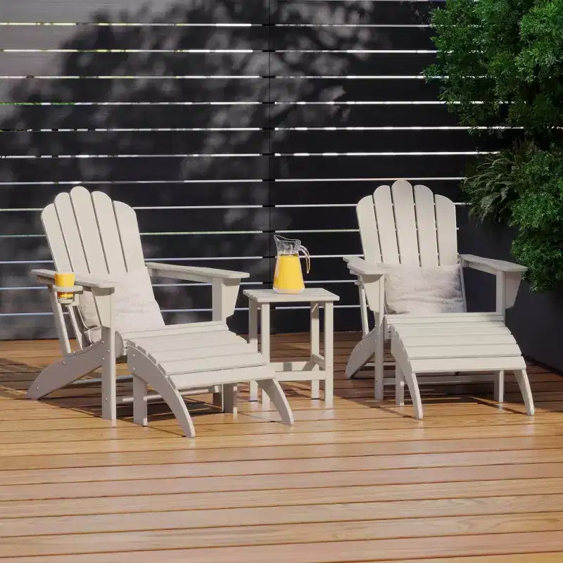 WestinTrends Highland Set Sedia Adirondack a 5 Pezzi con Pouf Pieghevole e Tavolo, Sabbia