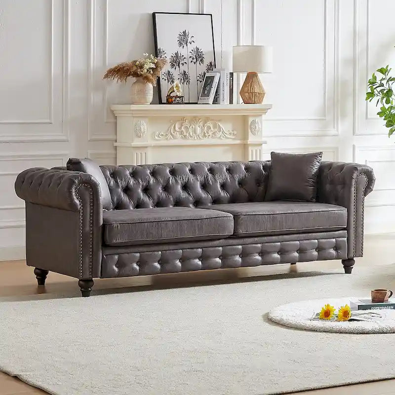 Divano a 3 posti Chesterfield 85.5 in tessuto tecnico con cuscini