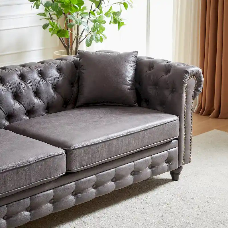 Divano a 3 posti Chesterfield 85.5 in tessuto tecnico con cuscini