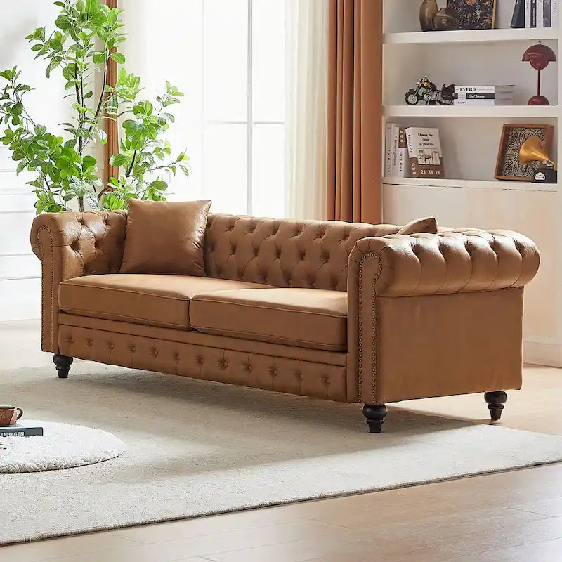 Divano a 3 posti Chesterfield 85.5 in tessuto tecnico con cuscini