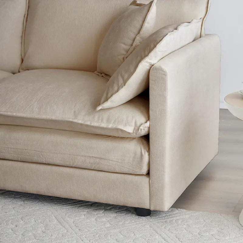 Poltrona moderna con pouf imbottito