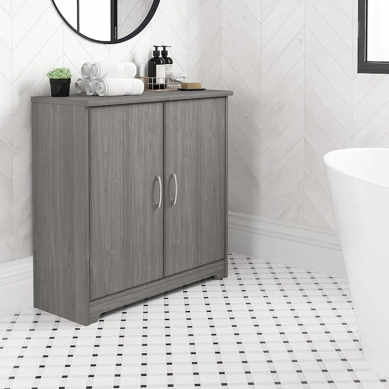 Petit meuble de rangement de salle de bain Cabot avec portes par Bush Furniture