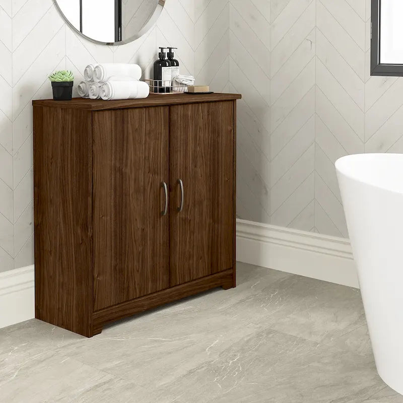 Petit meuble de rangement de salle de bain Cabot avec portes par Bush Furniture