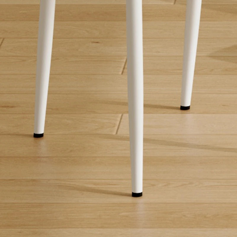 Sedie da pranzo moderne, set da 4, in pelle imbottita, con schienale a righe verticali e gambe in metallo