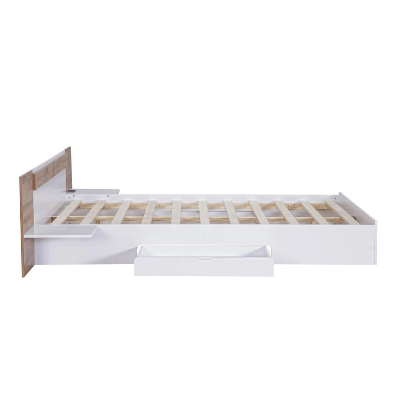 Letto a piattaforma Queen Size con testiera, cassetti, mensole, porte USB e prese di corrente