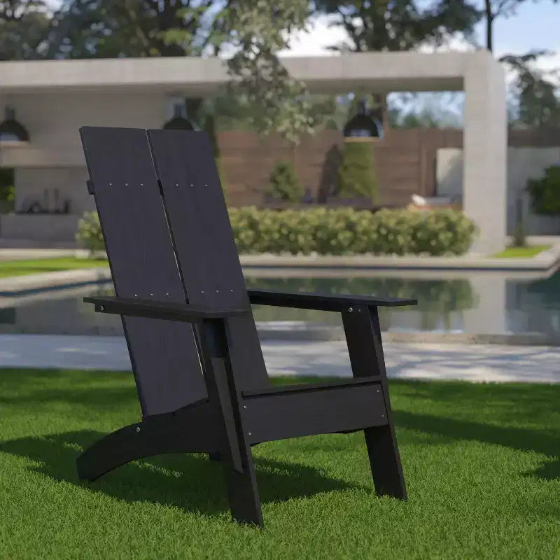 Sedia Adirondack Flash Furniture Sawyer moderna in legno di poliresina per tutte le stagioni