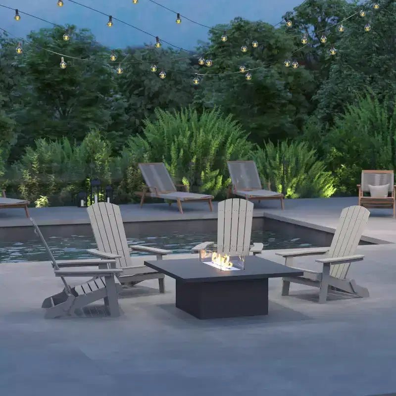 Merrick Lane Set di 4 Sedie Lounge Pieghevoli Adirondack in Poliresina - Sedia da Patio per Interni/Esterni per Tutte le Stagioni