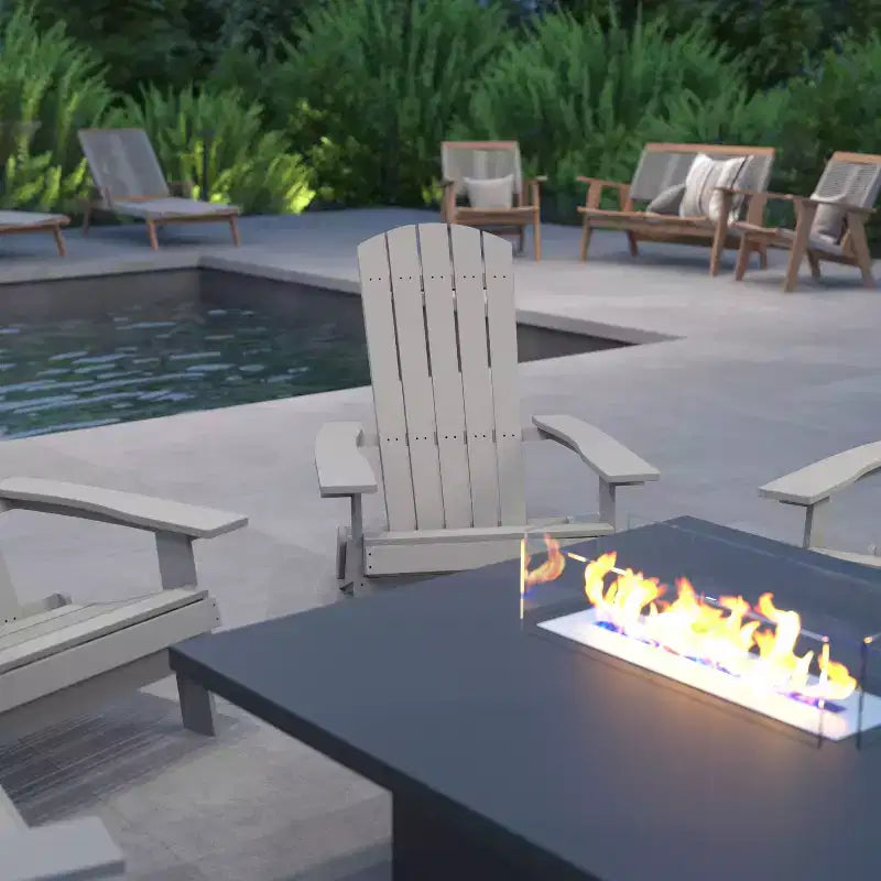 Merrick Lane Set di 4 Sedie Lounge Pieghevoli Adirondack in Poliresina - Sedia da Patio per Interni/Esterni per Tutte le Stagioni