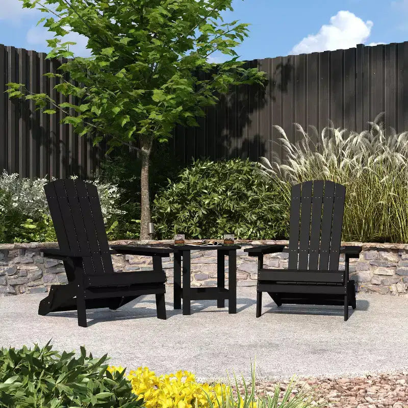 Merrick Lane Set di due sedie pieghevoli da giardino Adirondack con tavolino da esterno abbinato