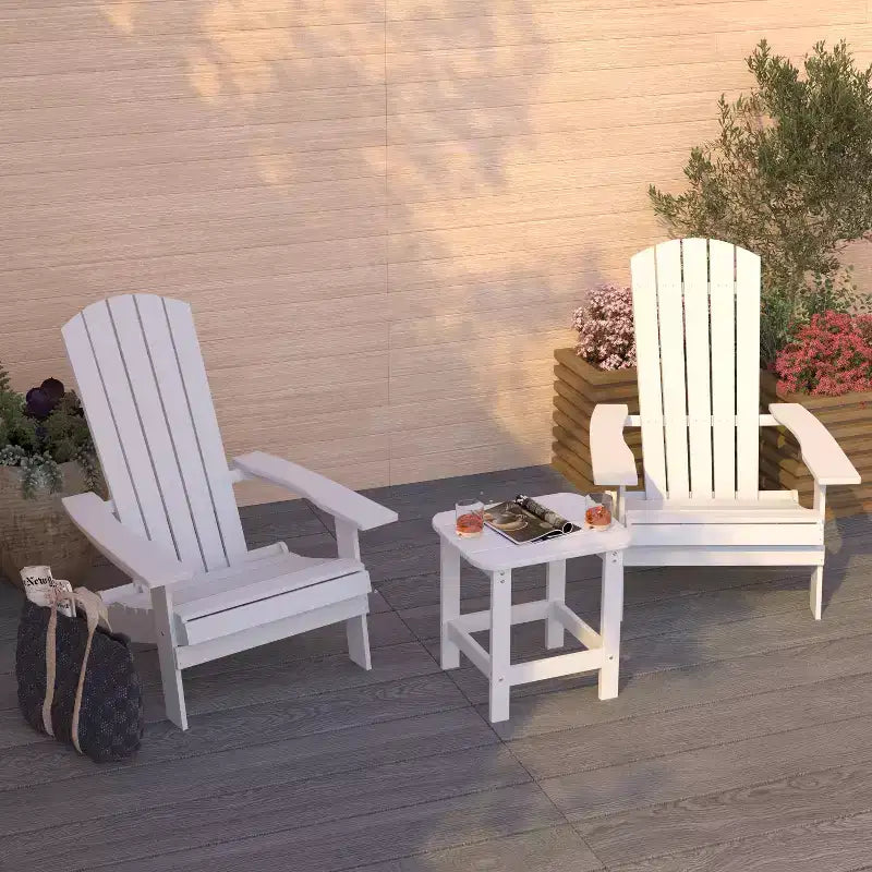 Merrick Lane Set di due sedie pieghevoli da giardino Adirondack con tavolino da esterno abbinato