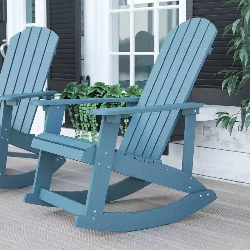 Sedia a dondolo Flash Furniture Savannah Adirondack in poliresina effetto legno per tutte le stagioni con accessori in acciaio inossidabile resistenti alla ruggine