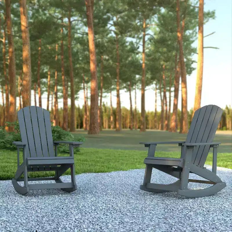 Set di 2 sedie a dondolo Adirondack Emma and Oliver Marcy classiche in poliresina per tutte le stagioni con hardware in acciaio inossidabile per uso tutto l'anno