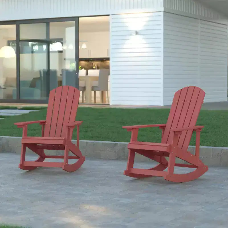 Set di 2 sedie a dondolo Adirondack Emma and Oliver Marcy classiche in poliresina per tutte le stagioni con hardware in acciaio inossidabile per uso tutto l'anno