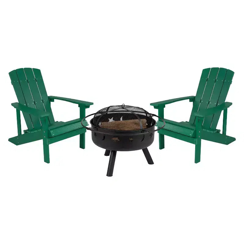Ensemble de camping Emma et Oliver Hartford trois pièces avec deux chaises Adirondack imitation bois et un foyer étoiles et lune avec couvercle en filet