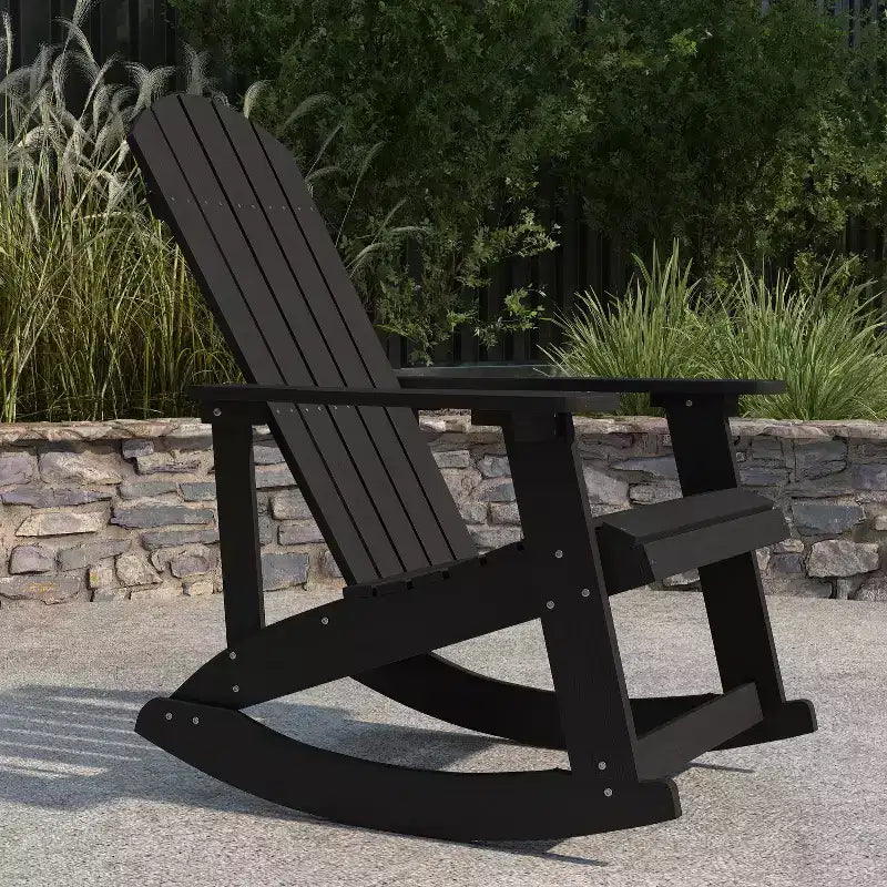 Sedia a dondolo Adirondack Merrick Lane in poliresina per tutte le stagioni con doghe verticali