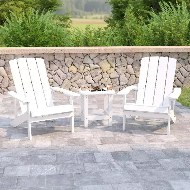 Set conversazione Emma e Oliver Hammond a tre pezzi in stile Adirondack con due sedie e tavolino abbinato per interni ed esterni
