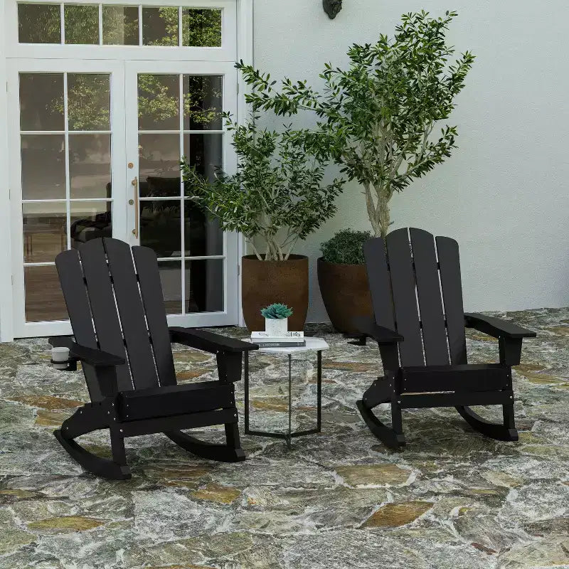 Sedia Adirondack in HDPE Merrick Lane con portabicchieri e pouf estraibile, sedia per interni/esterni in HDPE per tutte le stagioni