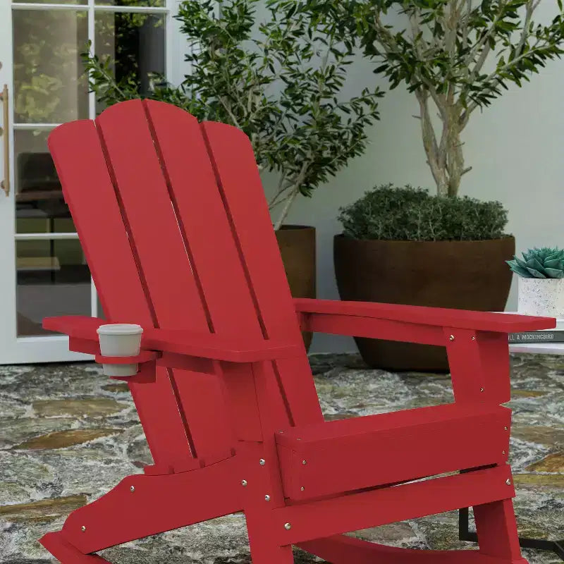 Sedia Adirondack in HDPE Merrick Lane con portabicchieri e pouf estraibile, sedia per interni/esterni in HDPE per tutte le stagioni