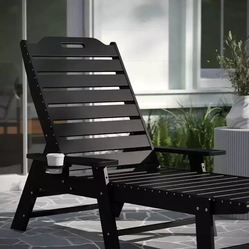 Merrick Lane Gaylord Sedia a sdraio Adirondack regolabile con portabicchieri - Sedia a sdraio in HDPE per interni/esterni in qualsiasi condizione atmosferica, colore nero