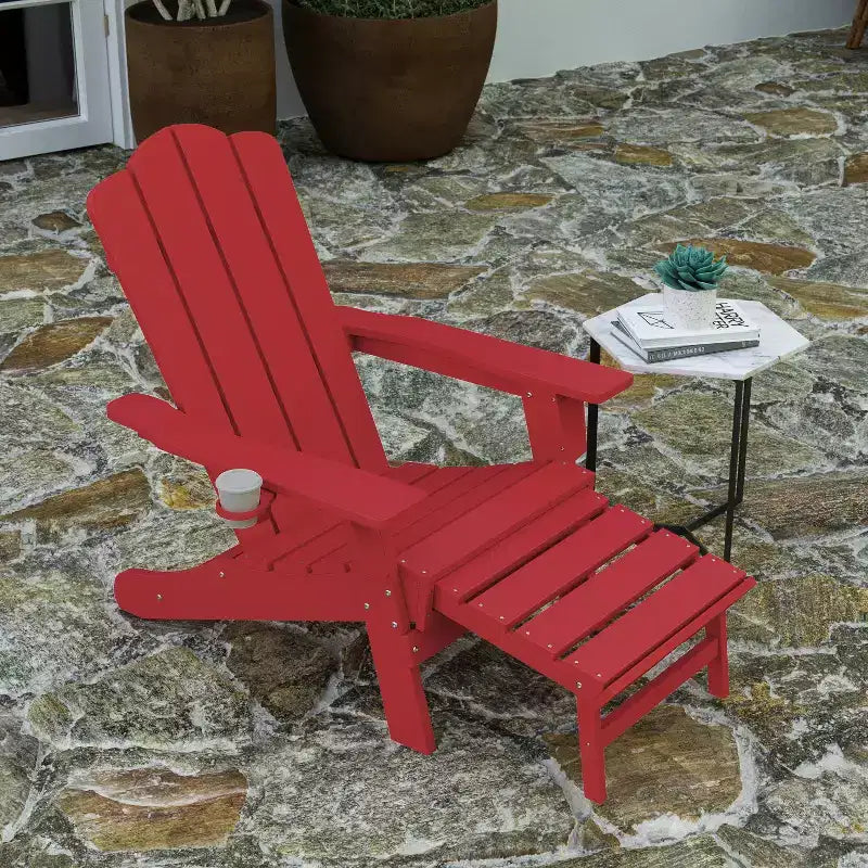 Poltrona Adirondack Merrick Lane in HDPE con portabicchieri e poggiapiedi estraibile, poltrona lounge per interni/esterni in HDPE per tutte le stagioni