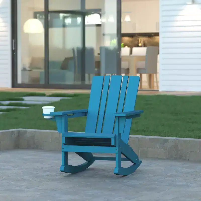 Poltrona a dondolo Adirondack Emma e Oliver con portabicchieri, poltrona a dondolo Adirondack in HDPE resistente alle intemperie