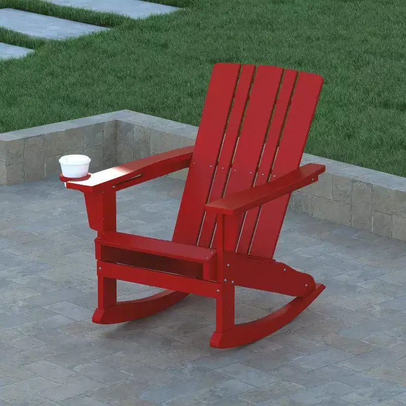 Poltrona a dondolo Adirondack Emma e Oliver con portabicchieri, poltrona a dondolo Adirondack in HDPE resistente alle intemperie