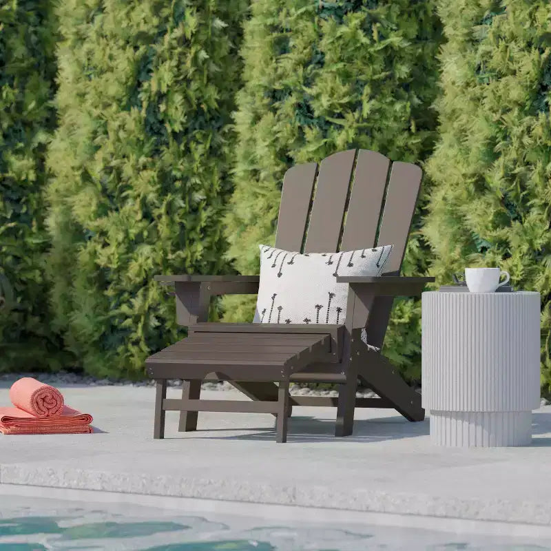 Flash Furniture Newport Sedia Adirondack in HDPE con Portabicchieri e Poggiapiedi Estraibile, Poltrona da Giardino/Interni per Tutte le Stagioni in HDPE