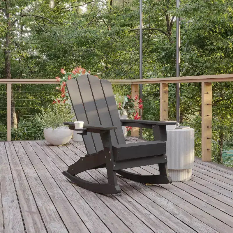 Flash Furniture Newport Fauteuil à bascule Adirondack avec porte-gobelet, Fauteuil à bascule Adirondack en HDPE résistant aux intempéries