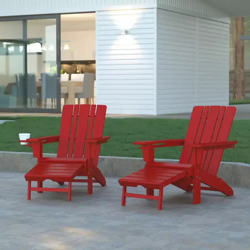 Set di 2 sedie Adirondack Emma e Oliver con portabicchieri e pouf estraibile, sedie a sdraio per interni/esterni in HDPE per tutte le stagioni