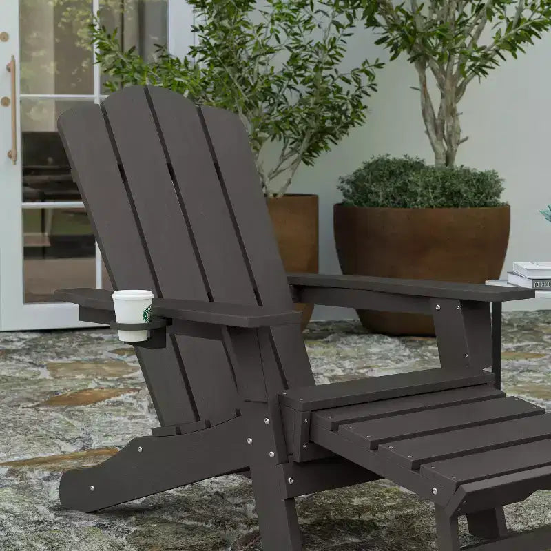 Sedia Adirondack Merrick Lane con portabicchieri e pouf estraibile, sedia a sdraio per interni/esterni in HDPE resistente a tutte le intemperie