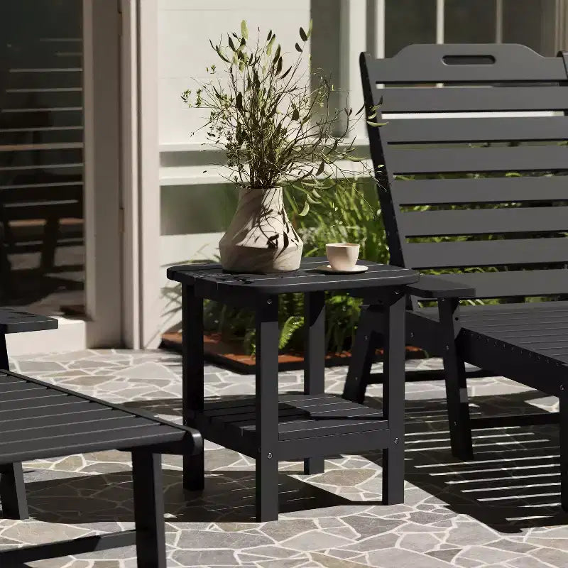 Merrick Lane Tavolino laterale Adirondack a 2 ripiani, Tavolino d'appoggio per interni/esterni in HDPE resistente a tutte le stagioni