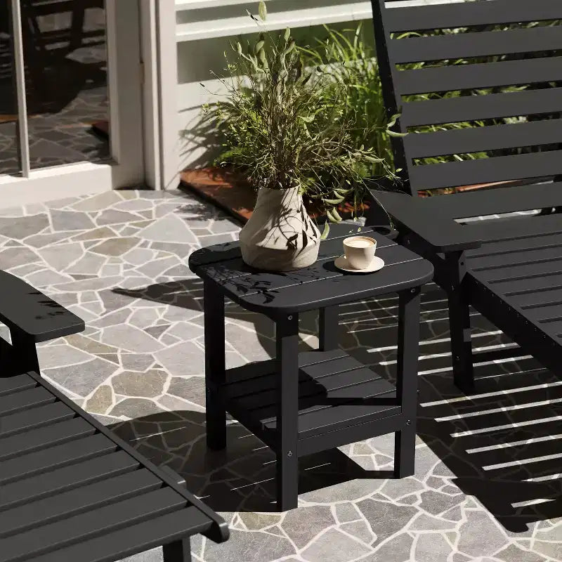Merrick Lane Tavolino laterale Adirondack a 2 ripiani, Tavolino d'appoggio per interni/esterni in HDPE resistente a tutte le stagioni