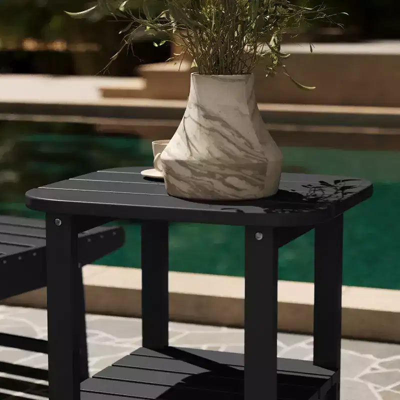 Merrick Lane Tavolino laterale Adirondack a 2 ripiani, Tavolino d'appoggio per interni/esterni in HDPE resistente a tutte le stagioni