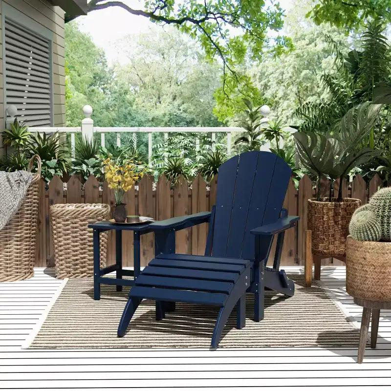 WestinTrends Malibu Sedia Adirondack Pieghevole da Esterno in HDPE con Poggiapiedi e Tavolino - Blu Marino